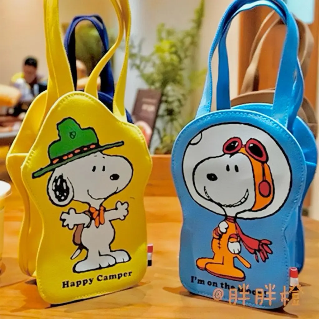 Kawaii Anime Cartoon Series Snoopy Portable 3D Canvas Handheld Crossbody Bag Handheld Small Body Bag Change Storage Bag
Kawaii Anime Cartoon Series Snoopy Portable 3D Canvas Handheld Crossbody Bag Handheld Small Body Bag Change Storage Bag