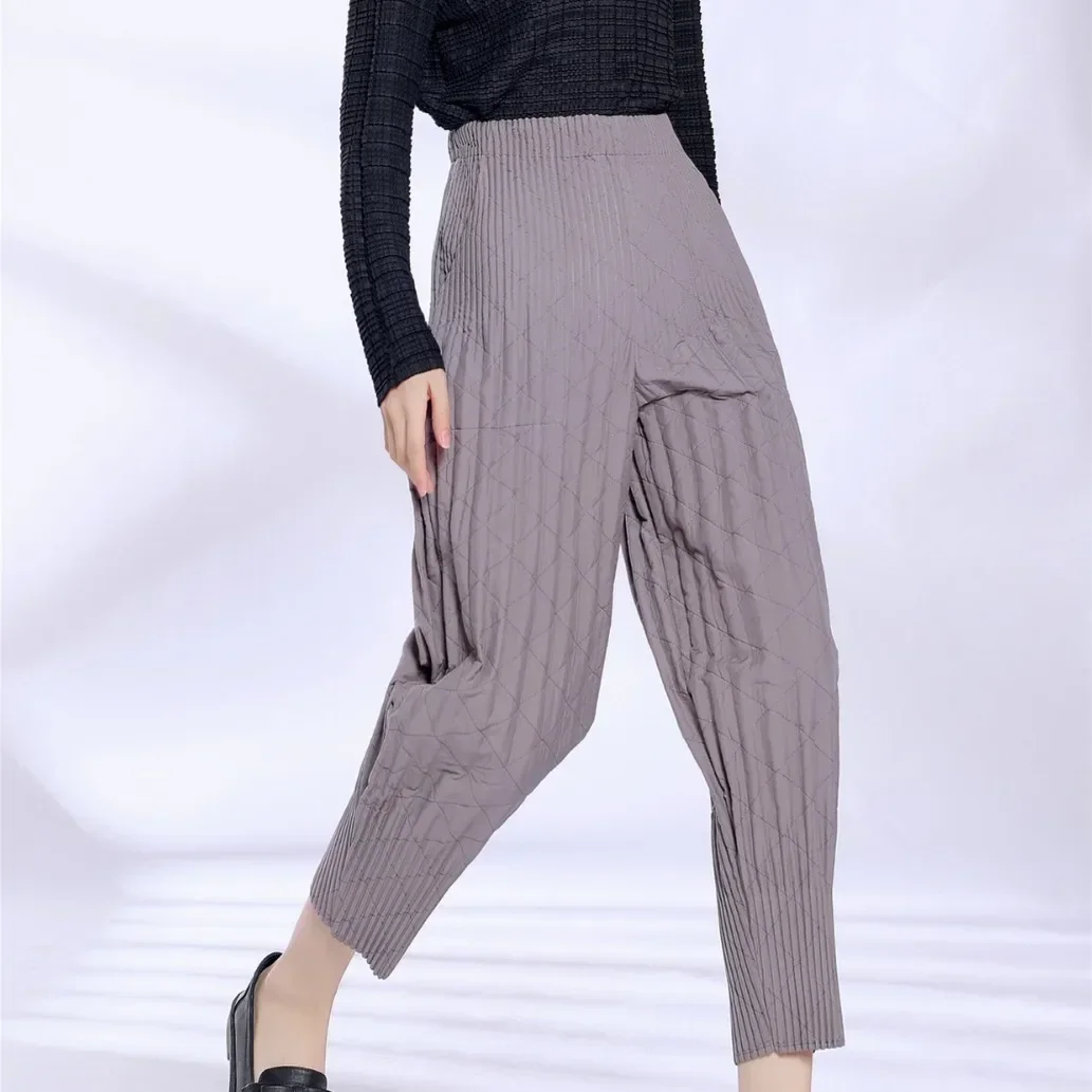 

Miyake Pleated Women's Cotton Pants Solid Color Haren Pants 2023 Autumn Winter Simple Hundred High Waist Slim Nine Minute Pants