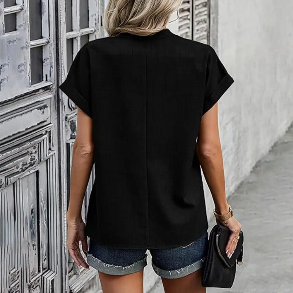 Loose Fit Blouse Stylish Women's V-neck Casual Shirt for Office Ladies Loose Fit Short Sleeve Blouse Summer Workwear Top Summer
Loose Fit Blouse Stylish Women's V-neck Casual Shirt for Office Ladies Loose Fit Short Sleeve Blouse Summer Workwear Top Summer