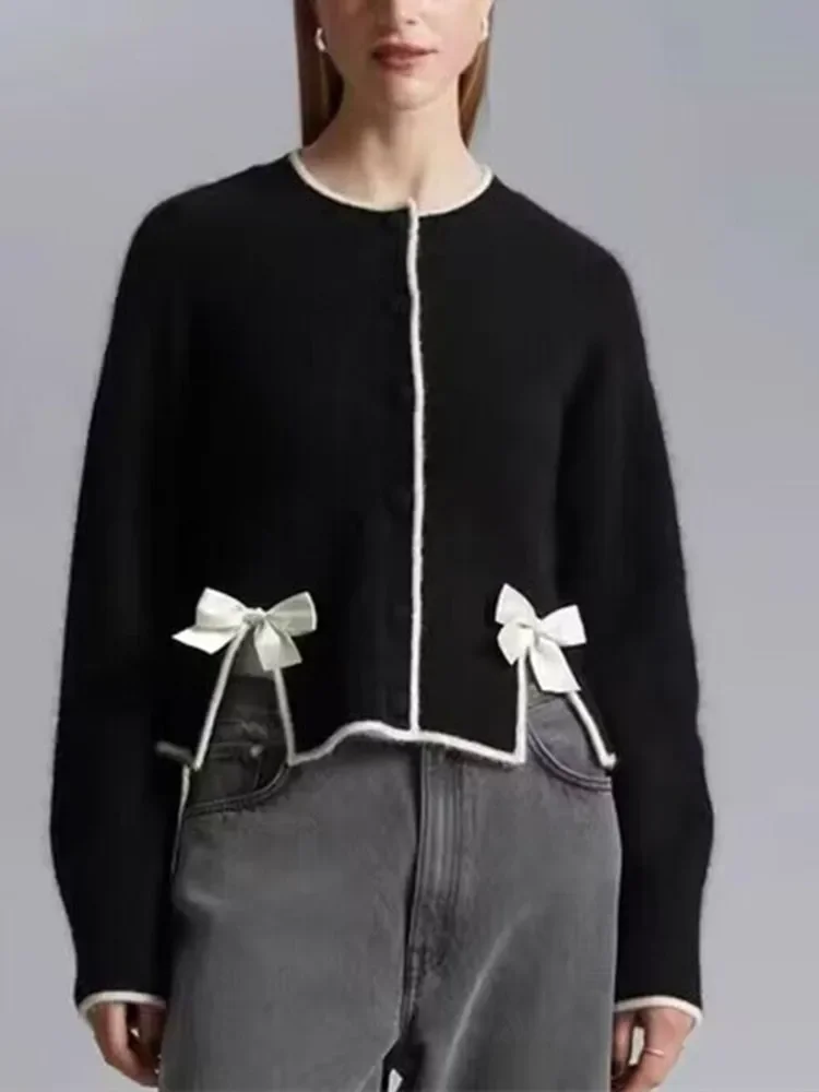 Knitted Cardigan for Ladies 2023 New Single Breasted Splice Bowknot Hem Split Round-Neck Casual Long Sleeve Sweater
Knitted Cardigan for Ladies 2023 New Single Breasted Splice Bowknot Hem Split Round-Neck Casual Long Sleeve Sweater