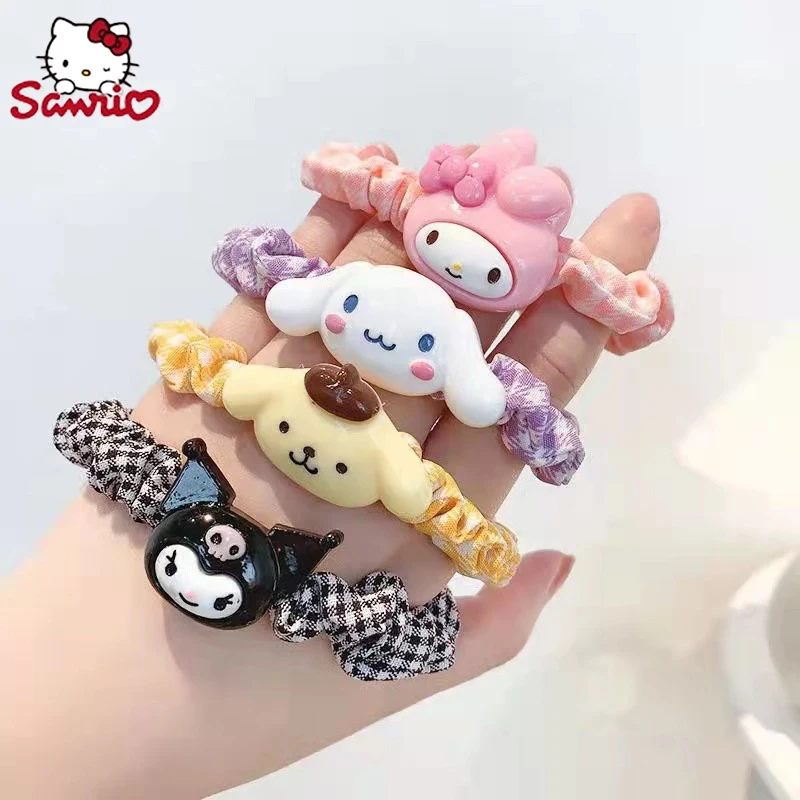 Кольца для волос Sanrio для кос Аниме-фигурка Hello Kity Melody Kuromi Kawaii кукла подарки для девочек детские серебряные косы для женщин
Кольца для волос Sanrio для кос Аниме-фигурка Hello Kity Melody Kuromi Kawaii кукла подарки для девочек детские серебряные косы для женщин