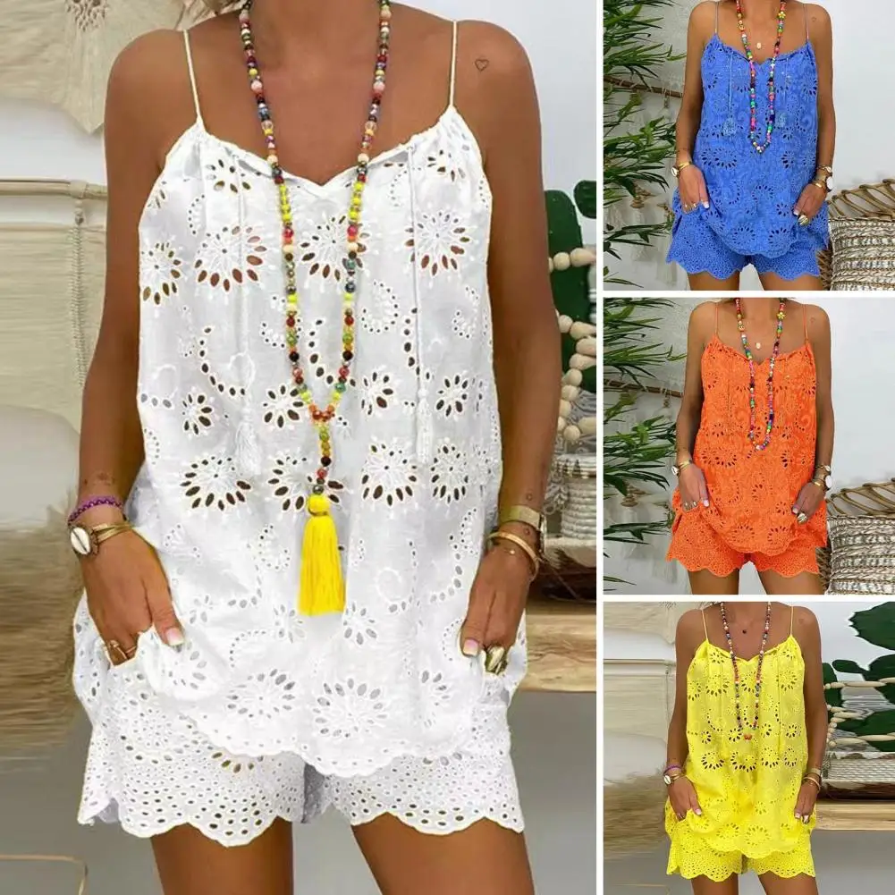 

Two Piece Set Hollow Out Lace Trim Sling Vest Top Casual Sleeveless Camis Eyelet Embroidery Tassel Top Shorts Set Women Outifits
