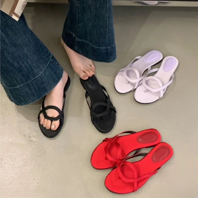 Summer Sexy Pointed Toe Designer Brand Sandals Women Elegant Cross Tied Clip Toe Flat Sandals Comfortable Non-Slip Flip Flops 23 S7c401e7518ae4aff992ec00becd21f13K