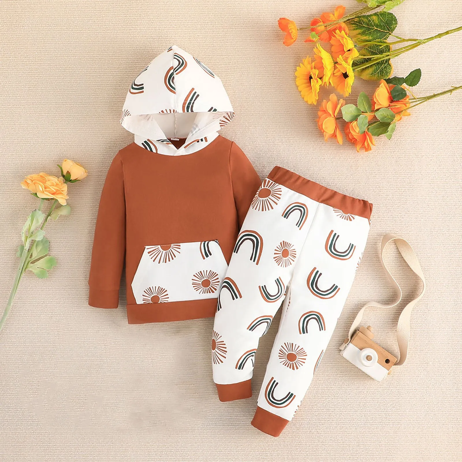 2Pcs Infant Clothes Sets Soft Cotton Warm Hooded Rainbow Print Long Sleeve Pullover Pants Clothes Set For Baby Girls 3 6 18 24M
2Pcs Infant Clothes Sets Soft Cotton Warm Hooded Rainbow Print Long Sleeve Pullover Pants Clothes Set For Baby Girls 3 6 18 24M