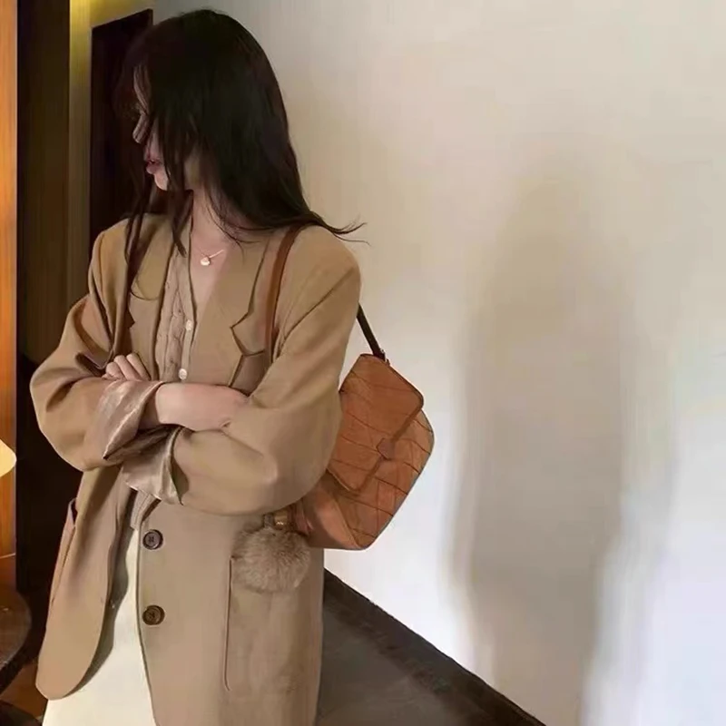 Women's Underarm Bag 2024 Suede Feel Retro Small Square Bag Fashion Brown Diamond Shoulder Bag Maillard Crossbody Bag
Women's Underarm Bag 2024 Suede Feel Retro Small Square Bag Fashion Brown Diamond Shoulder Bag Maillard Crossbody Bag