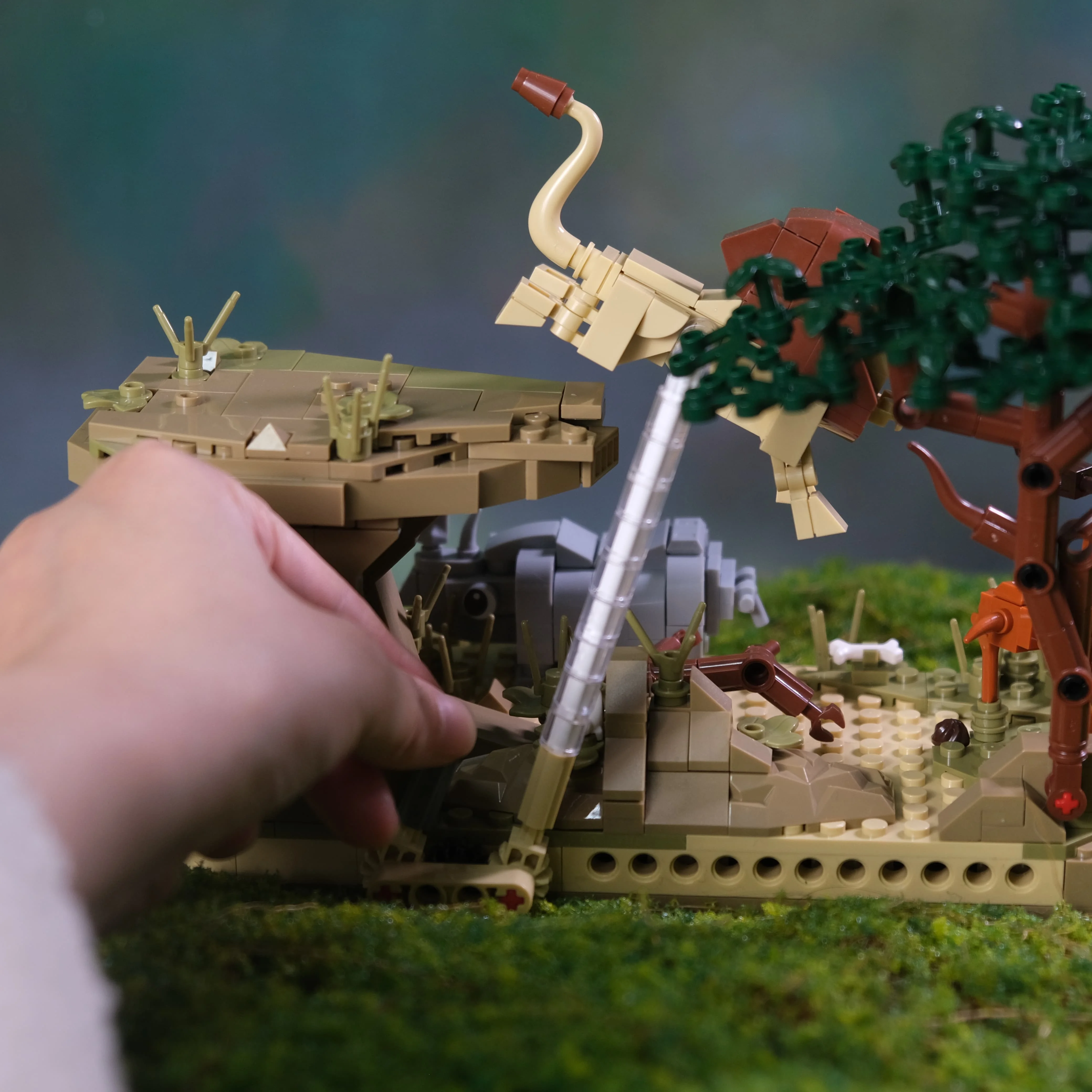 755PCS Creative Tropical Forest Building Blocks Cute Animal Lion Zoo Model Bricks Assemble Toys Birthday Gift for Adults Kids 755PCS Creative Tropical Forest Building Blocks Cute Animal Lion Zoo Model Bricks Assemble Toys Birthday Gift for Adults Kids