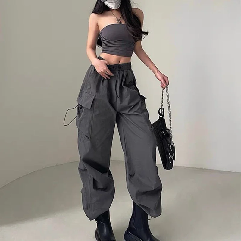 Women's cargo pants Streetwear Wide-leg casual loose pants with pockets Straight-leg jogging bottoms Oversized sweatpants
Women's cargo pants Streetwear Wide-leg casual loose pants with pockets Straight-leg jogging bottoms Oversized sweatpants