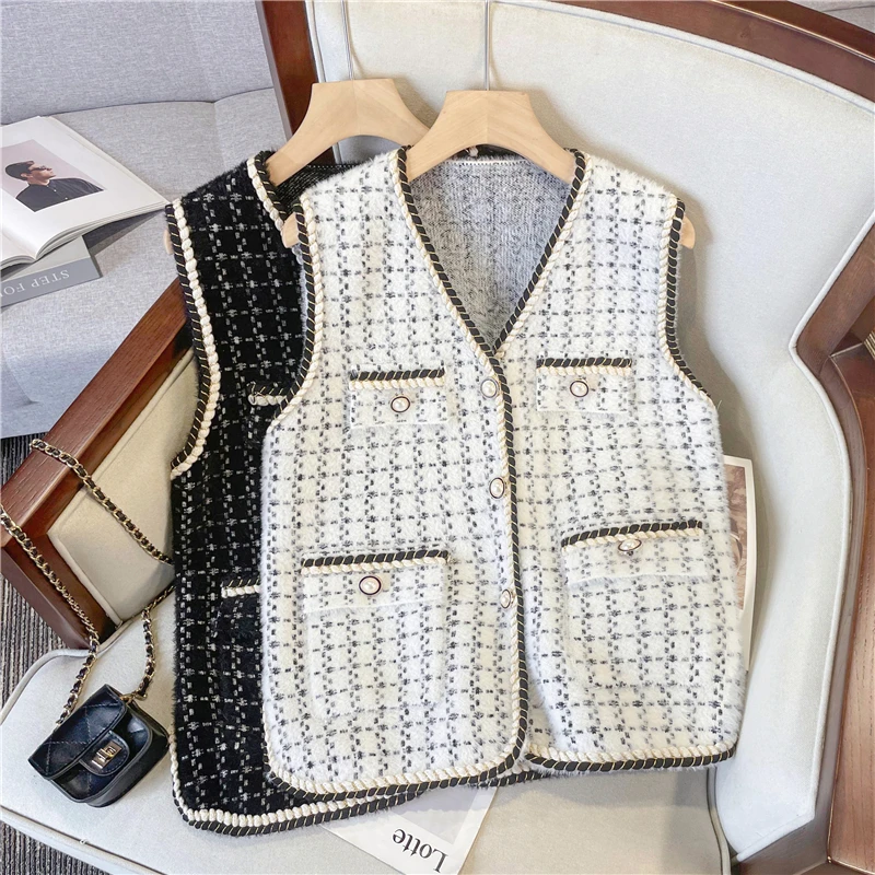 Women 2024 Spring Autumn New Single-breasted Waistcoat Female V-neck Loose Vest Coat Ladies French Loose Sleeveless Jackets W757
Women 2024 Spring Autumn New Single-breasted Waistcoat Female V-neck Loose Vest Coat Ladies French Loose Sleeveless Jackets W757