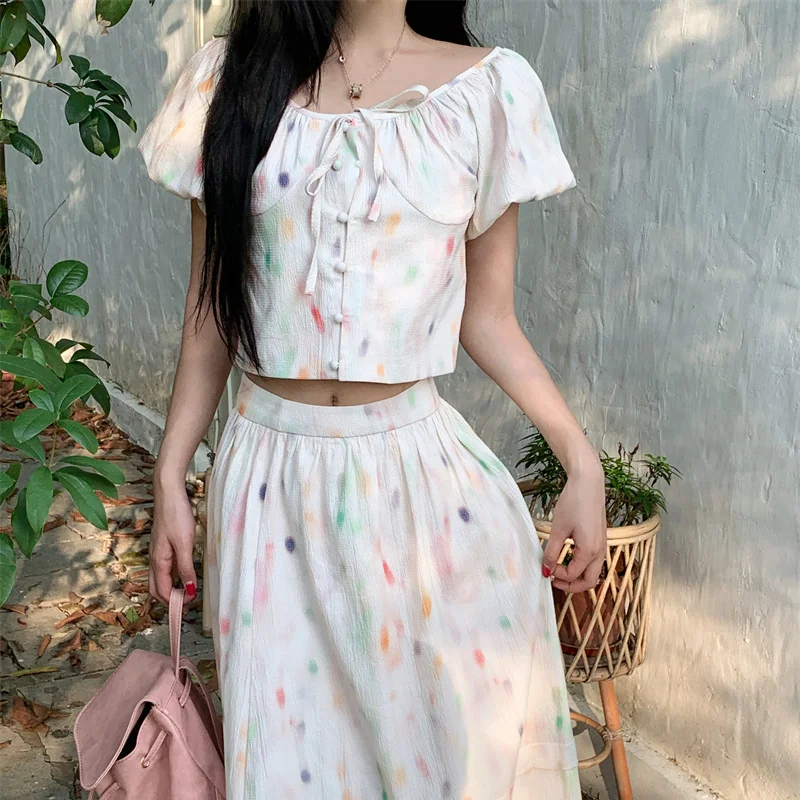 Summer Korean Version Two-piece Set Sweet short Colored Polka Dot Top for Women+Temperament Small Fresh Half Skirt Trend
Summer Korean Version Two-piece Set Sweet short Colored Polka Dot Top for Women+Temperament Small Fresh Half Skirt Trend