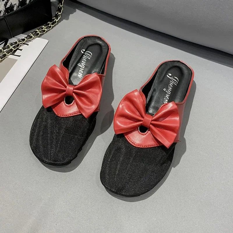 2024 Slippers Women Outer Wear Summer New Korean Fashion Bow Mesh Breathable Soft Bottom Non-slip Half Slippers Platform Shoes
2024 Slippers Women Outer Wear Summer New Korean Fashion Bow Mesh Breathable Soft Bottom Non-slip Half Slippers Platform Shoes