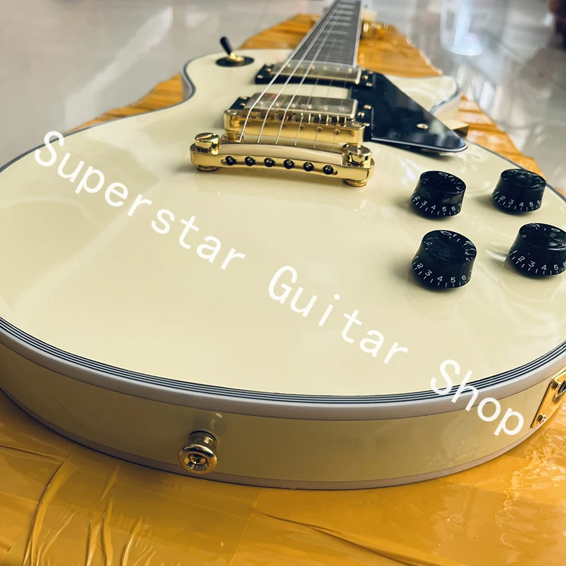 Магазин гитар Superstar, хит продаж, профессиональный уровень, быстрая доставка.
Магазин гитар Superstar, хит продаж, профессиональный уровень, быстрая доставка.