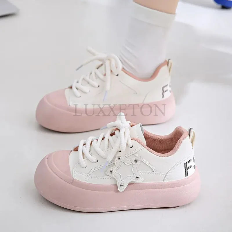 White Pink Big Head Thick Bottom Women's Shoes Casual Fashion Lightweight Bread Shoe White Sneakers Women
White Pink Big Head Thick Bottom Women's Shoes Casual Fashion Lightweight Bread Shoe White Sneakers Women