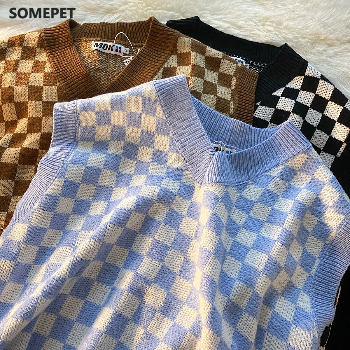 Checkered Plaid Vests Men Couples V-neck Popular High Street Students Knitted Sleeveless Chic Tops Preppy American Vintage Loose
Checkered Plaid Vests Men Couples V-neck Popular High Street Students Knitted Sleeveless Chic Tops Preppy American Vintage Loose