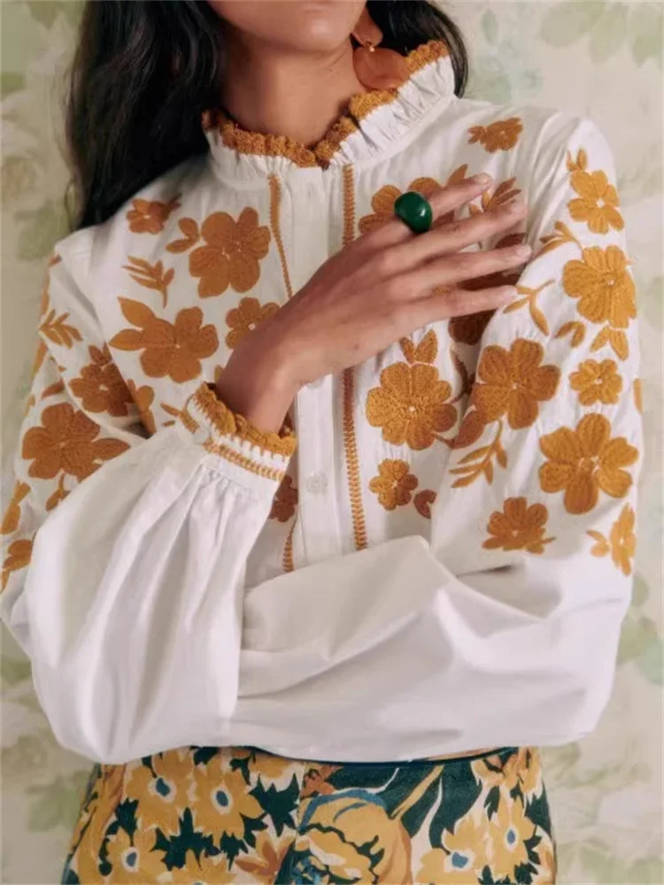 Women Floral Embroidery Shirt Long Lantern Sleeve Stand Collar Vintage Spring 2024 Blouse
Women Floral Embroidery Shirt Long Lantern Sleeve Stand Collar Vintage Spring 2024 Blouse