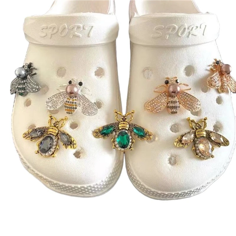 Hige Quality Luxury Rhinestone Croc Charms Designer Chains Shoes Party Decaration For Croc Clogs Buckle Kid Women Girl Gifts
Hige Quality Luxury Rhinestone Croc Charms Designer Chains Shoes Party Decaration For Croc Clogs Buckle Kid Women Girl Gifts