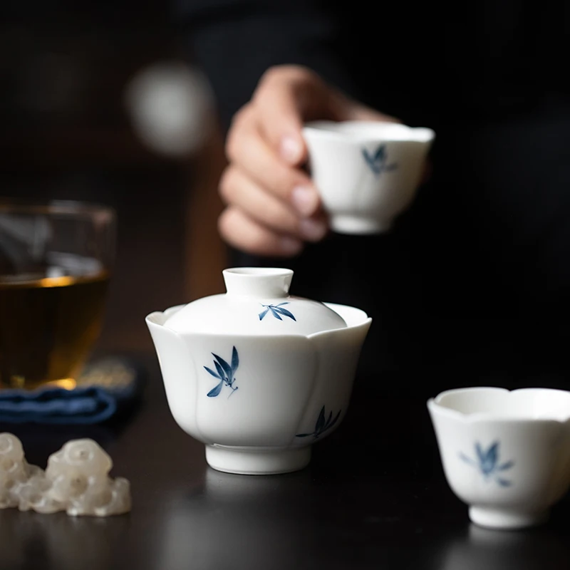 Hand Drawn Orchid Cover Single Chinese White Cup With Lid, Kung Fu Tea Set, CeramiC TeapoT
Hand Drawn Orchid Cover Single Chinese White Cup With Lid, Kung Fu Tea Set, CeramiC TeapoT