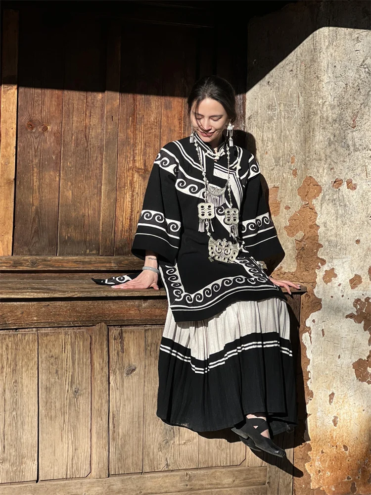 Ethnic Style Loose Retro Vacation Improved Tibetan Clothing Herdsmen Style Printed Dress Two-Piece Suit
Ethnic Style Loose Retro Vacation Improved Tibetan Clothing Herdsmen Style Printed Dress Two-Piece Suit
