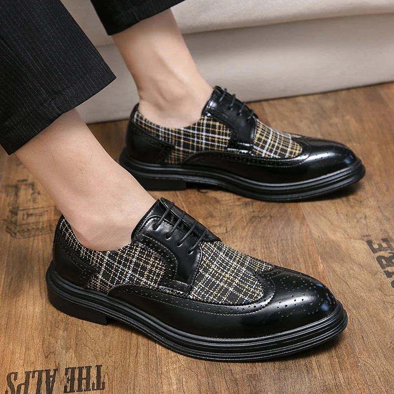 Elegant Loafers Mens Shoes New Fashion Casual Thick Bottom Brogue Business Oxford Shoes Contrast Color Office Formal Work Shoes
Elegant Loafers Mens Shoes New Fashion Casual Thick Bottom Brogue Business Oxford Shoes Contrast Color Office Formal Work Shoes