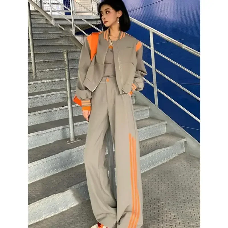 2024 Sweetheart Spliced Short Coat High Waist Shows Thin Temperament Sports Casual Wide Leg Pants Two Piece Set for Women N578
2024 Sweetheart Spliced Short Coat High Waist Shows Thin Temperament Sports Casual Wide Leg Pants Two Piece Set for Women N578