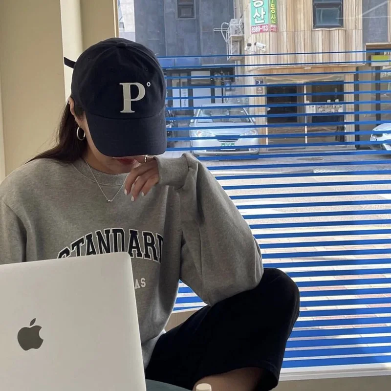 Korean Letters Embroidery Baseball Caps Unisex Fashion Soft Top Adjustable Ladies Hats Simple Outdoor Sunshade Caps Men
Korean Letters Embroidery Baseball Caps Unisex Fashion Soft Top Adjustable Ladies Hats Simple Outdoor Sunshade Caps Men