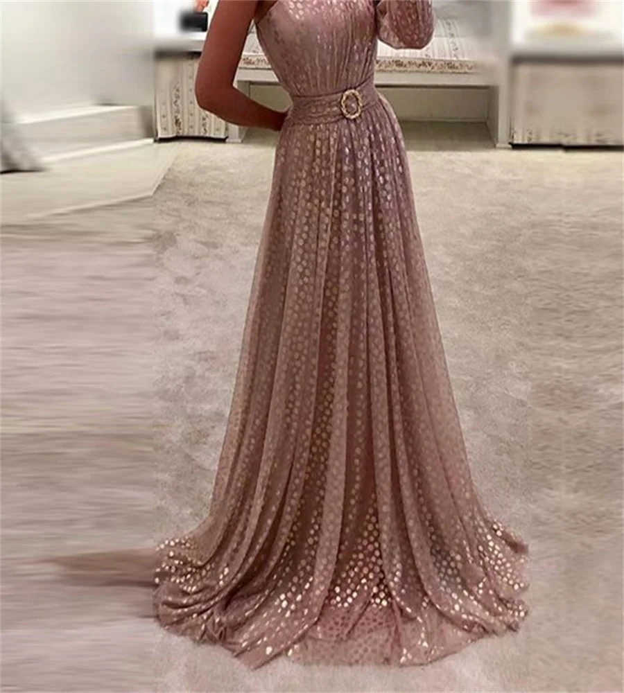Sexy sling wedding Sparkly dress long tail is thin and high waist tail wedding bridesmaid dress
Sexy sling wedding Sparkly dress long tail is thin and high waist tail wedding bridesmaid dress