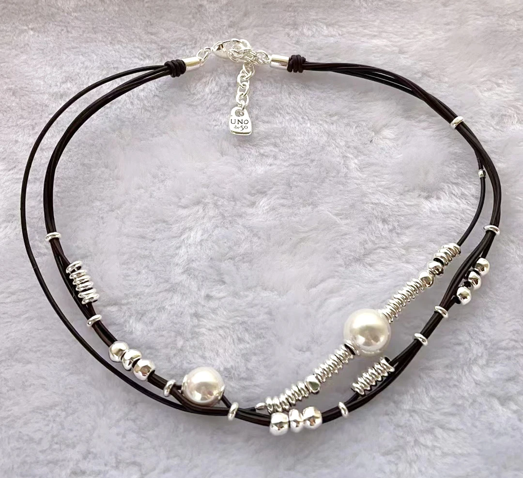 2022 New Fashion UNOde50 Electroplated 925 Silver Knot String Pearl Necklace Jewelry Gift 
2022 New Fashion UNOde50 Electroplated 925 Silver Knot String Pearl Necklace Jewelry Gift