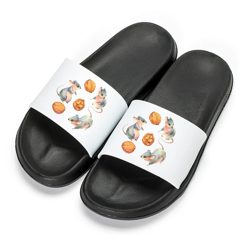 New Slippers Women Summer Flip Flops Indoor House Cute Print Style Home Bathroom Non-slip Soft Tide To Wear Slippers Flat Shoes
New Slippers Women Summer Flip Flops Indoor House Cute Print Style Home Bathroom Non-slip Soft Tide To Wear Slippers Flat Shoes