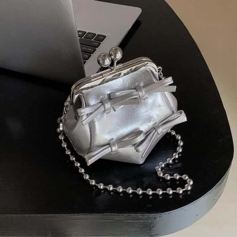Bow Design Women's Wallets Small Leather Hasp Purses Fashion Clip Bag Cute Money Bag Mini Storage Coin Bag 2024 New
Bow Design Women's Wallets Small Leather Hasp Purses Fashion Clip Bag Cute Money Bag Mini Storage Coin Bag 2024 New