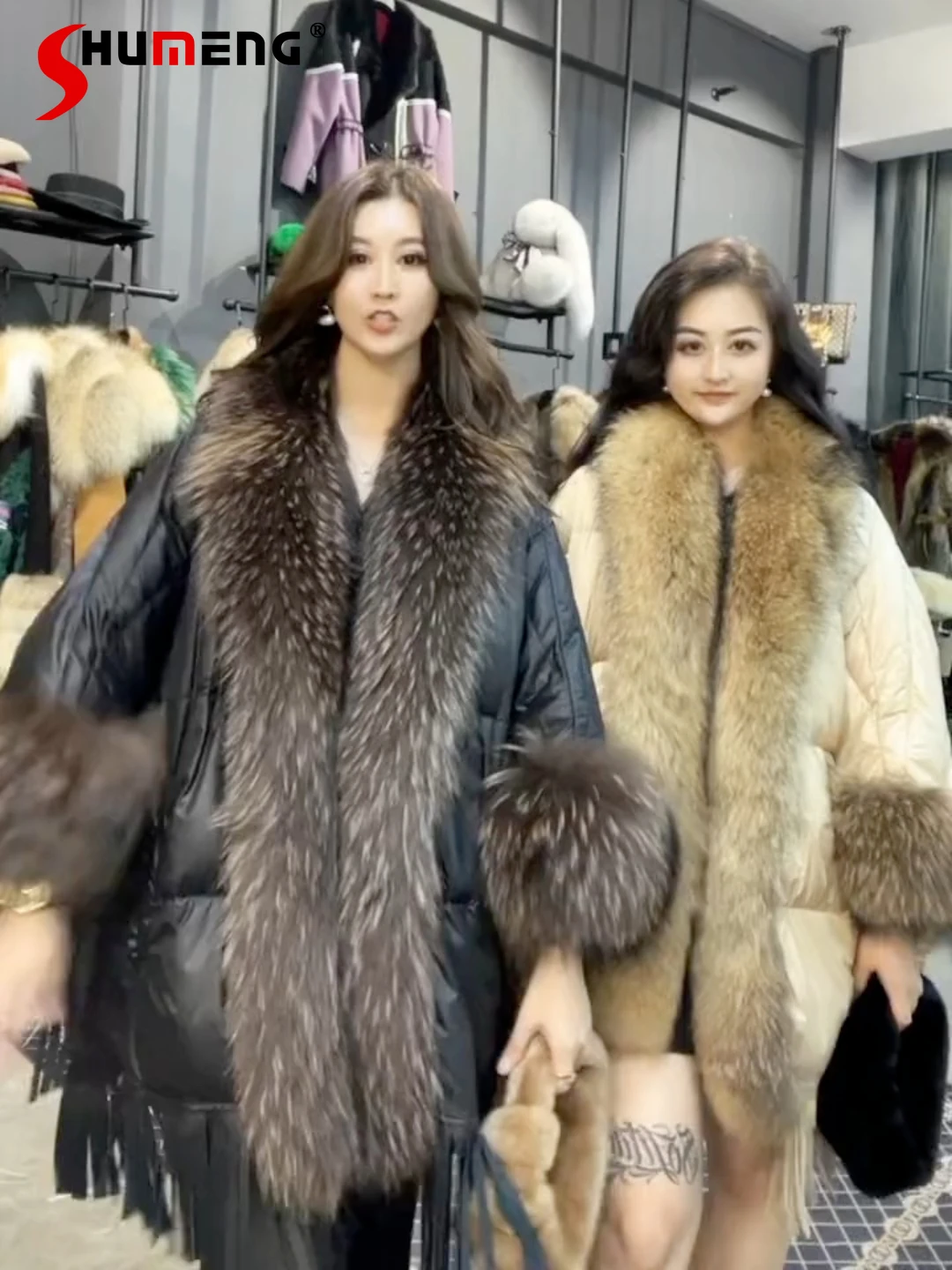 Fashionable Oversized Fur Collar Fur Down Jacket Women's Mid-Length Cloak Shawl Winter High-End Luxury Long Sleeve Coats
Fashionable Oversized Fur Collar Fur Down Jacket Women's Mid-Length Cloak Shawl Winter High-End Luxury Long Sleeve Coats