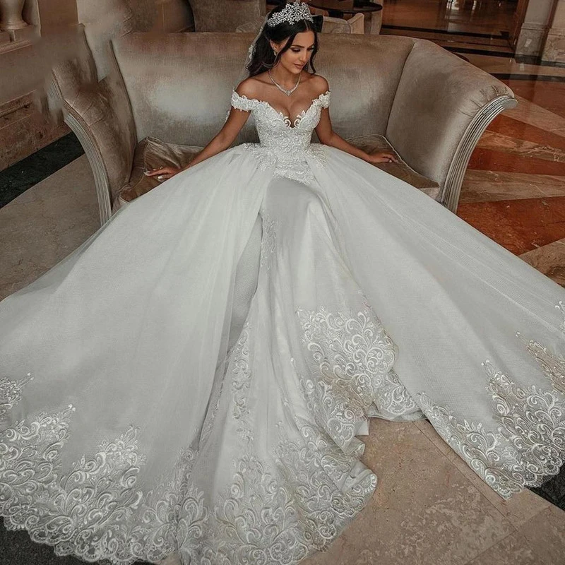 Mermaid Lace Wedding Dresses with Detachable Train Elegant Off The Shoulder Appliqued Bridal Gowns Vintage Arab Wedding Dress
Mermaid Lace Wedding Dresses with Detachable Train Elegant Off The Shoulder Appliqued Bridal Gowns Vintage Arab Wedding Dress