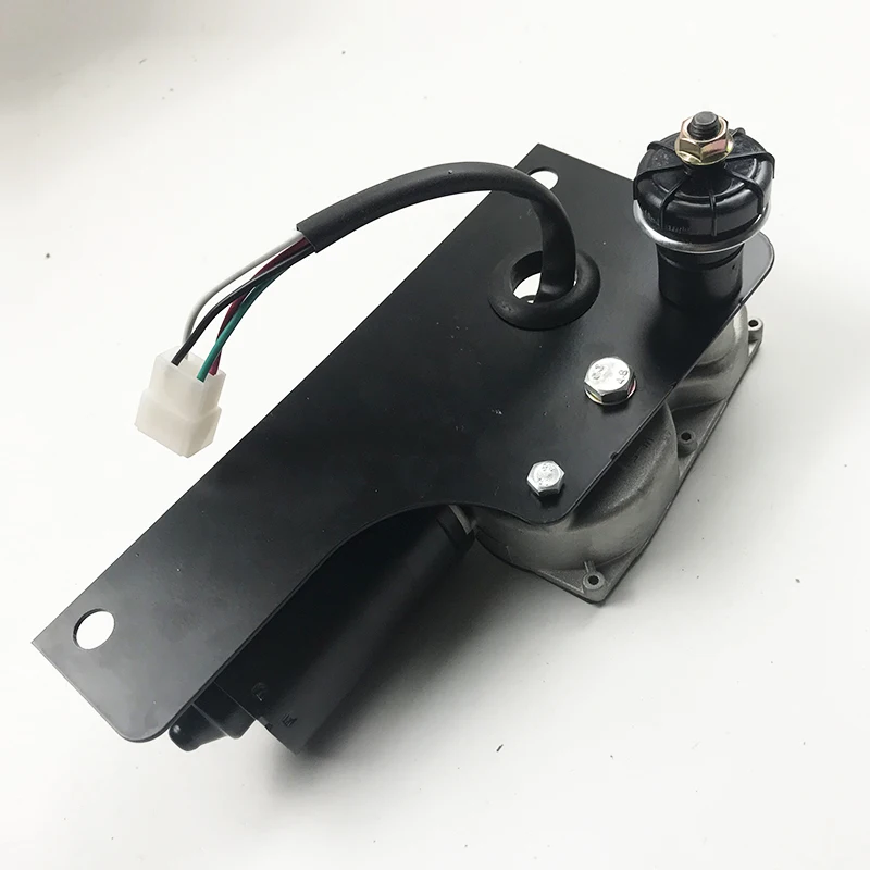 Excavator accessories for Komatsu PC100/120/200-5 wiper motor assembly 60-7 old wiper motor
Excavator accessories for Komatsu PC100/120/200-5 wiper motor assembly 60-7 old wiper motor