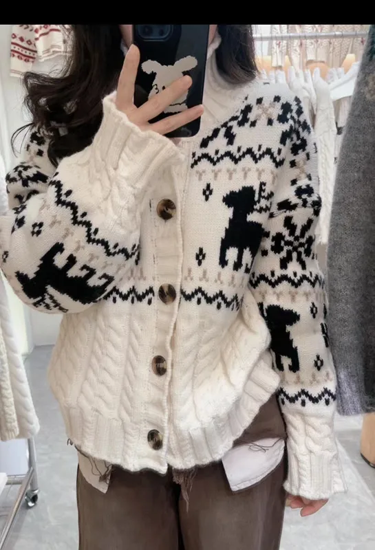 Hsa Japanese vintage-style Zipper stand-collar zipper knitted cardigan snowflake embroidered sweater jacket for women Tops
Hsa Japanese vintage-style Zipper stand-collar zipper knitted cardigan snowflake embroidered sweater jacket for women Tops