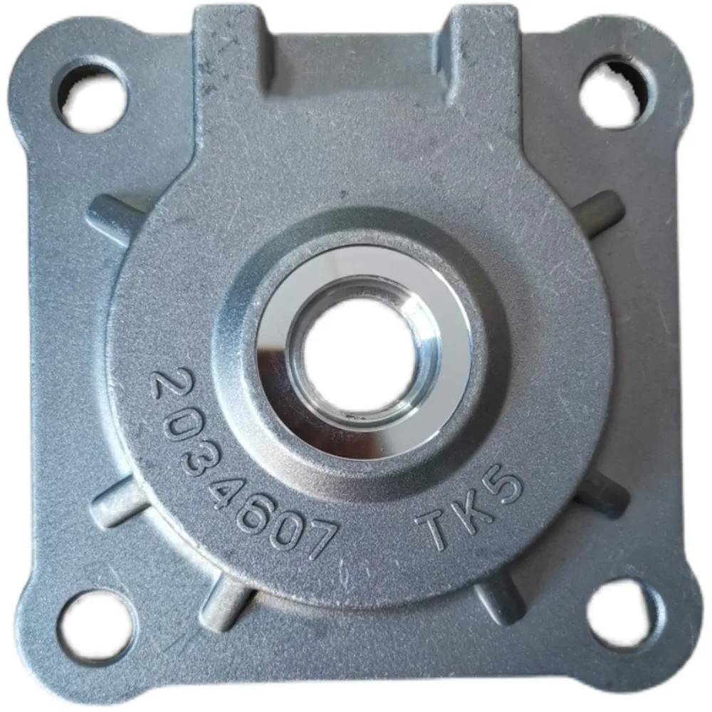 

For Hitachi EX ZAX60/70/120/200/230/330 cent oil cup cover center rotary joint cover 2034607 Excavator Parts