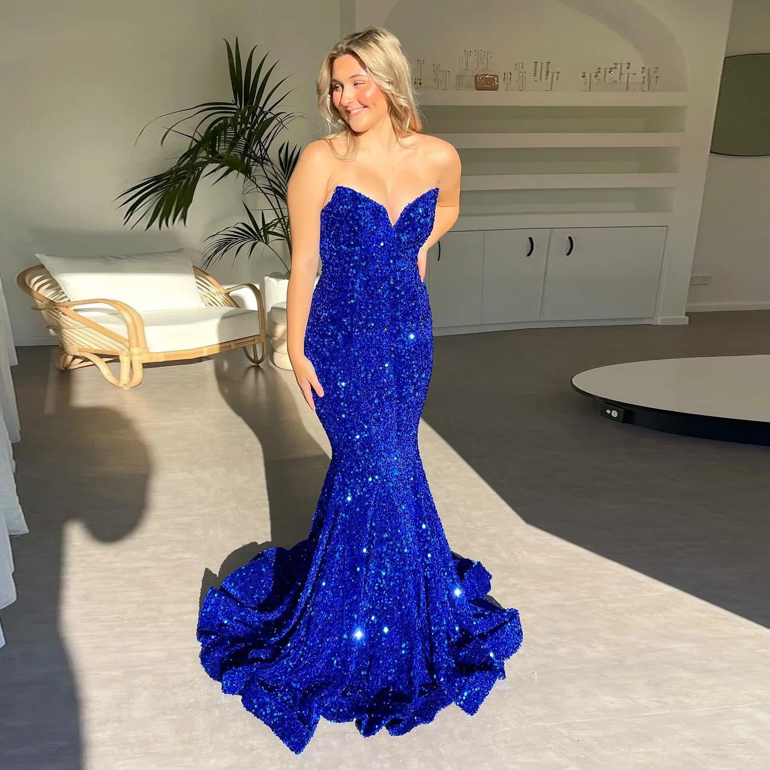Sexy Mermaid Sequin Evening Dresses Royal Blue Prom Party Gowns Strapless Formal Occasion Wear Vestidos De Fiesta Elegantes 2024 
Sexy Mermaid Sequin Evening Dresses Royal Blue Prom Party Gowns Strapless Formal Occasion Wear Vestidos De Fiesta Elegantes 2024