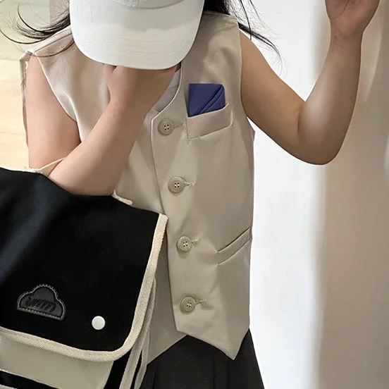 Children's Vest 2023 Spring Summer New Niche Design Same Style Vest Top for Boys and Girls Fashionable and Versatile
Children's Vest 2023 Spring Summer New Niche Design Same Style Vest Top for Boys and Girls Fashionable and Versatile