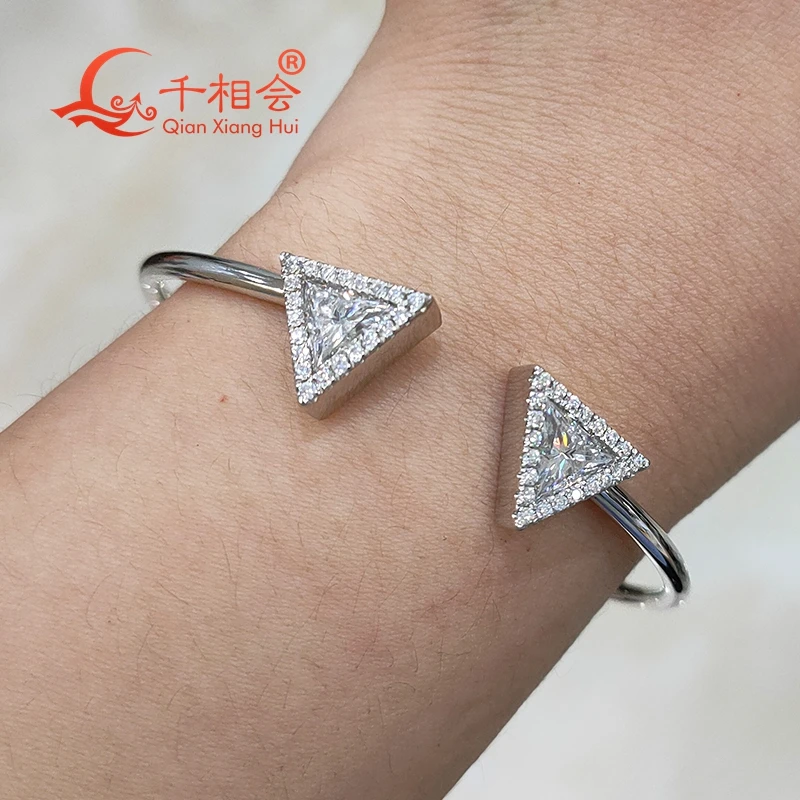1.2ct 7MM double triangle open adjustable bracelet Bracelet white Moissanite Diamond 925 Silver for woman datting girl gift
1.2ct 7MM double triangle open adjustable bracelet Bracelet white Moissanite Diamond 925 Silver for woman datting girl gift