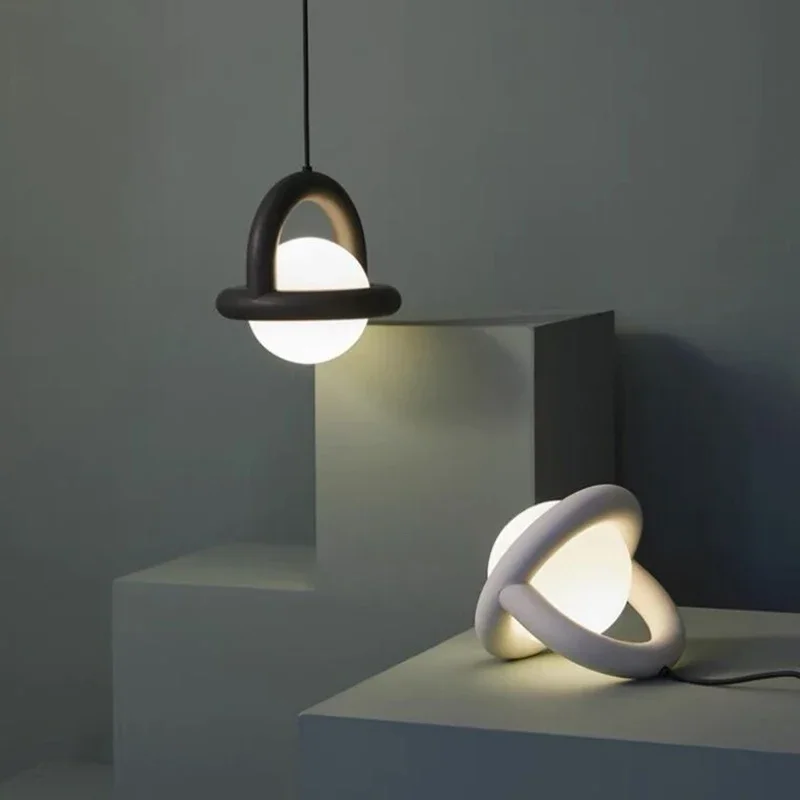 Nordic LED Pendant Light Design Creative Spherical Lamp For Bedroom Dining Living Room Bar Cafe Indoor Home Decorative Luminaire
Nordic LED Pendant Light Design Creative Spherical Lamp For Bedroom Dining Living Room Bar Cafe Indoor Home Decorative Luminaire