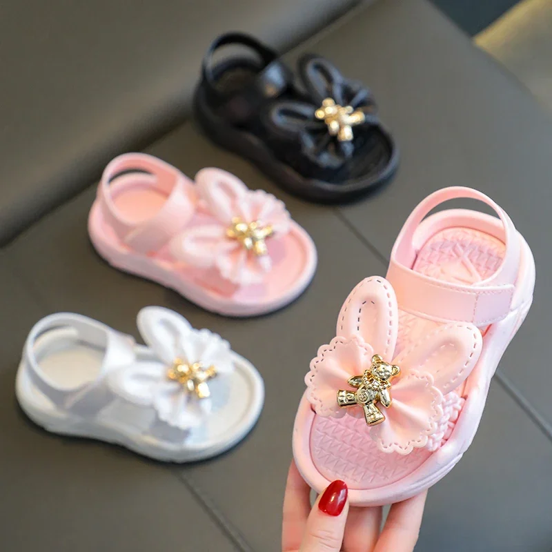Children's Sandals Summer Girls 2023 New Girls' Soft Sole Anti slip Small, Medium, and Large Children's Baby Student Beach Shoes
Children's Sandals Summer Girls 2023 New Girls' Soft Sole Anti slip Small, Medium, and Large Children's Baby Student Beach Shoes