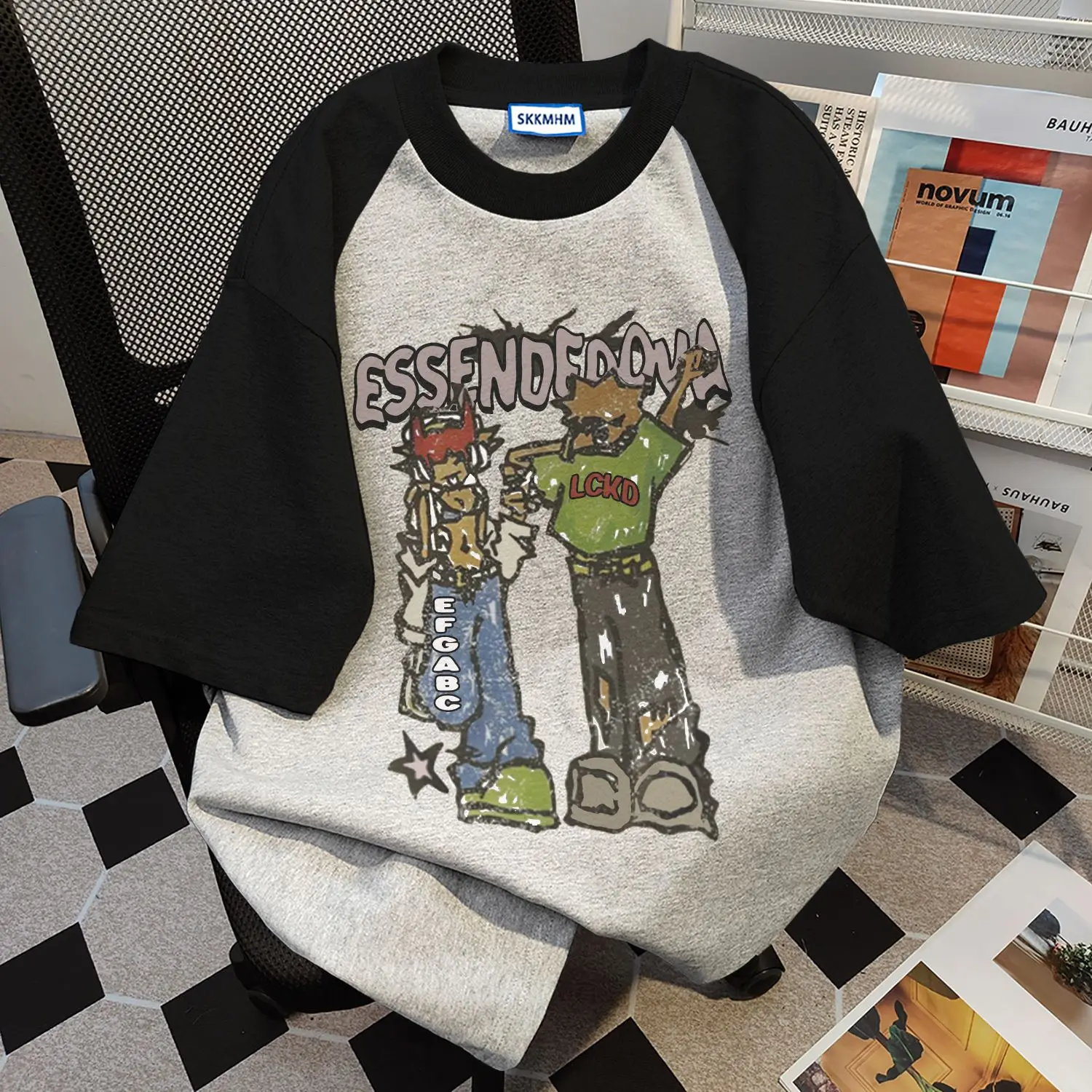 American street letter printed loose t shirt for men trendy brand summer ins fashion versatile short sleeved top for women goth
American street letter printed loose t shirt for men trendy brand summer ins fashion versatile short sleeved top for women goth