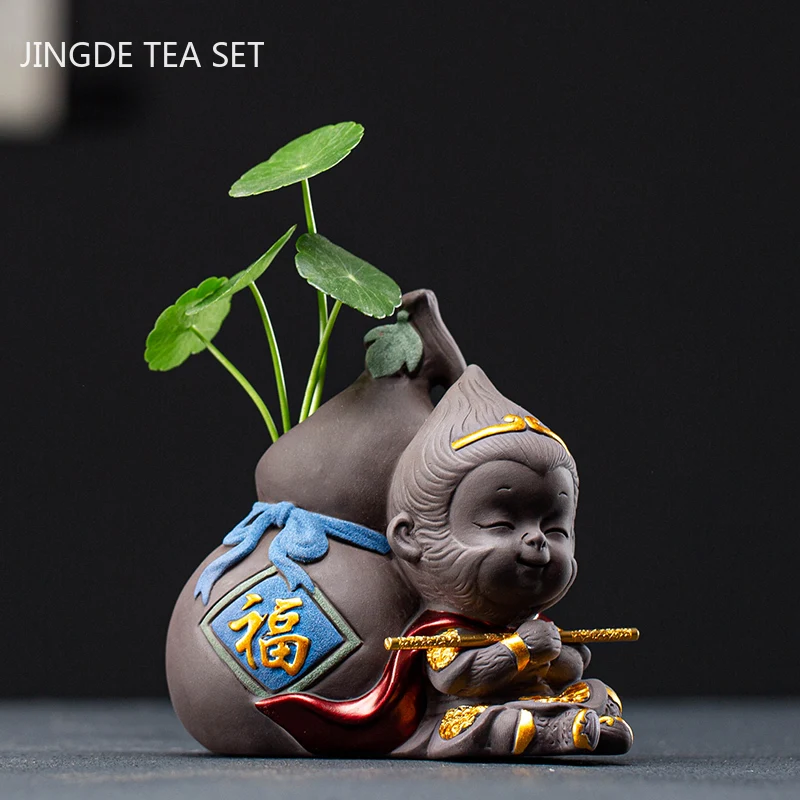Boutique Hydroponic Small Flower Device Cute Purple Sand Sun Wukong Tea Pet Decoration Creative Tea Set Ornament Mini Vase
Boutique Hydroponic Small Flower Device Cute Purple Sand Sun Wukong Tea Pet Decoration Creative Tea Set Ornament Mini Vase