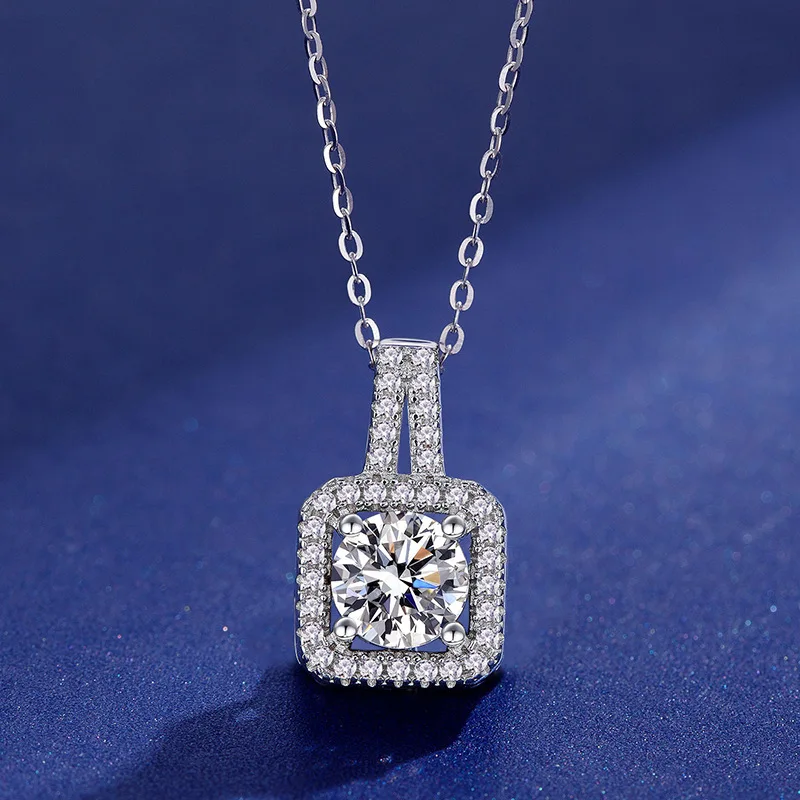 Moissanite Necklace 1 CT 925 Silver VVS Lab Diamond Halo Pendant for Women Girls Birthday Gift Jewelry
Moissanite Necklace 1 CT 925 Silver VVS Lab Diamond Halo Pendant for Women Girls Birthday Gift Jewelry