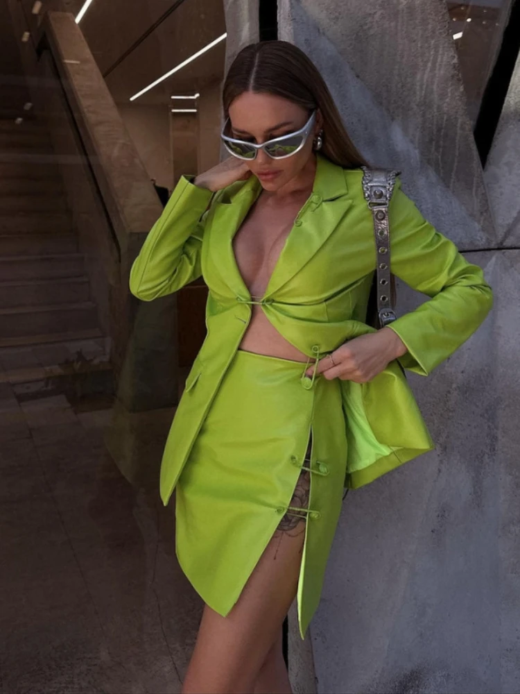 

2023 Women Summer Sexy Long Sleeve Deep V Neck Cilp Neon Green Mini Bandage Skirt Set Celebrity Designer Fashion Women's Set
