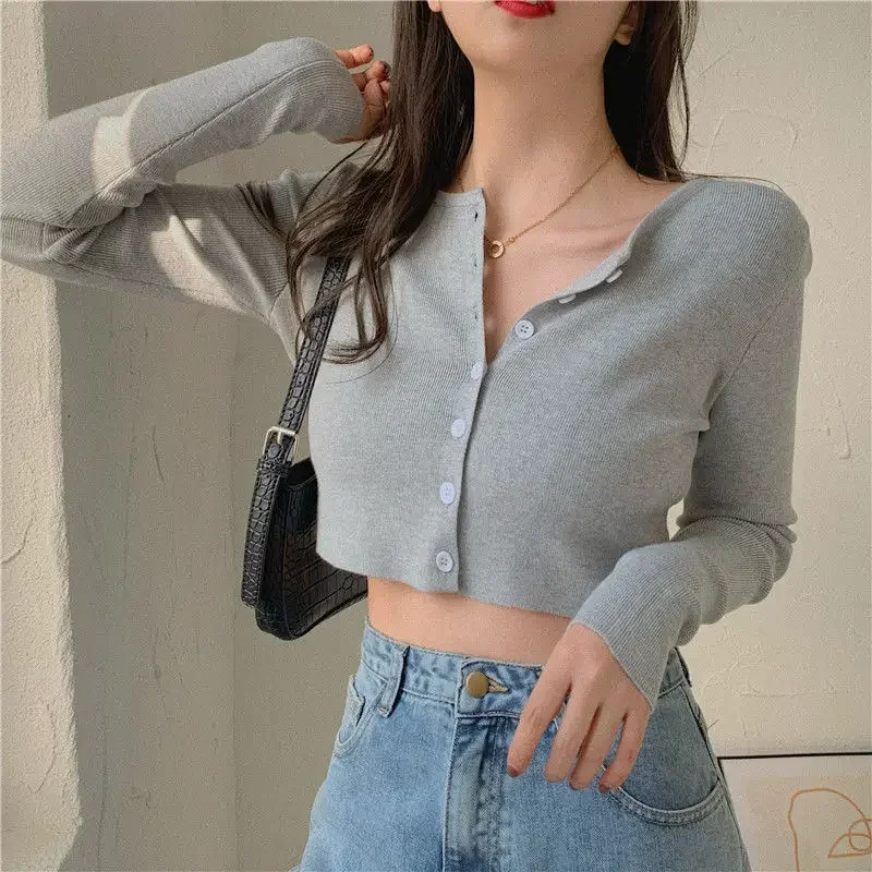 Woman Sweaters Cardigan Red V-neck Knitted Cardigan Women's Spring Slim-Fitting Style Short Jacket Woman Sweaters Cardigan Red V-neck Knitted Cardigan Women's Spring Slim-Fitting Style Short Jacket