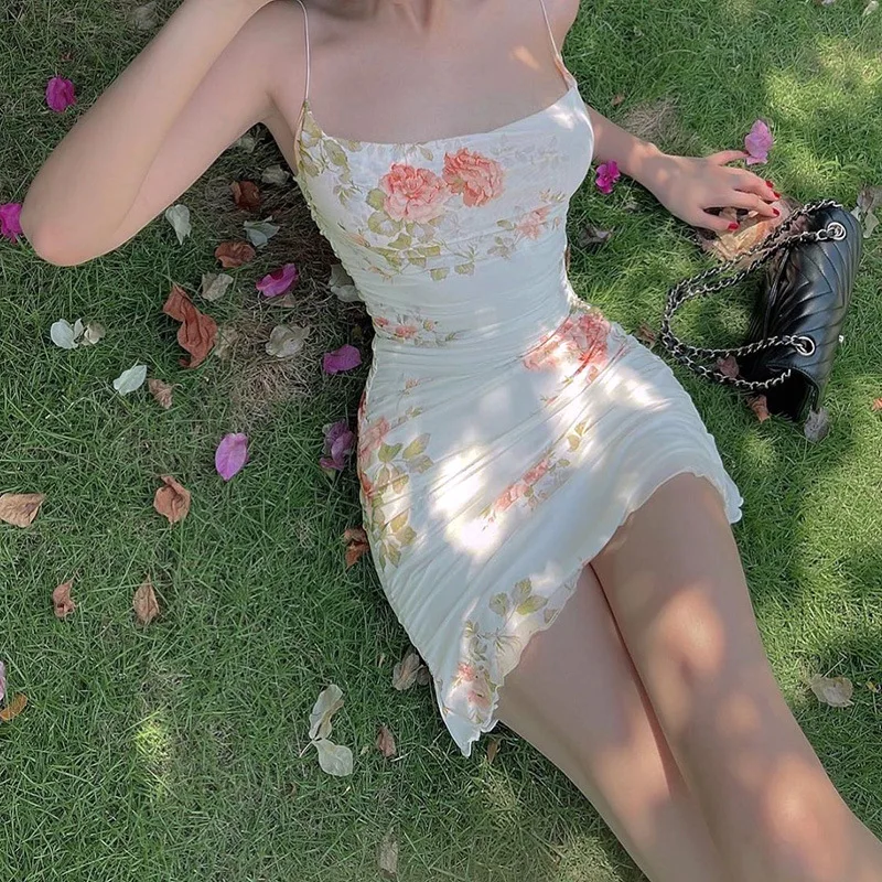 2000s Women Floral Mini Dress y2k Aesthetic Sleeveless Ruffles Hem Kawaii Sundress Sexy Sweet Girl Fairycore Dresses
2000s Women Floral Mini Dress y2k Aesthetic Sleeveless Ruffles Hem Kawaii Sundress Sexy Sweet Girl Fairycore Dresses