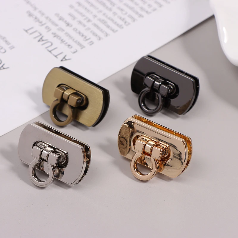 1pc Metal Tiny Bag Clasp Turn Lock Twist Lock Clasp Leather Craft Women Bag Handbag Shoulder Bag Purse DIY Bag Hardware
1pc Metal Tiny Bag Clasp Turn Lock Twist Lock Clasp Leather Craft Women Bag Handbag Shoulder Bag Purse DIY Bag Hardware