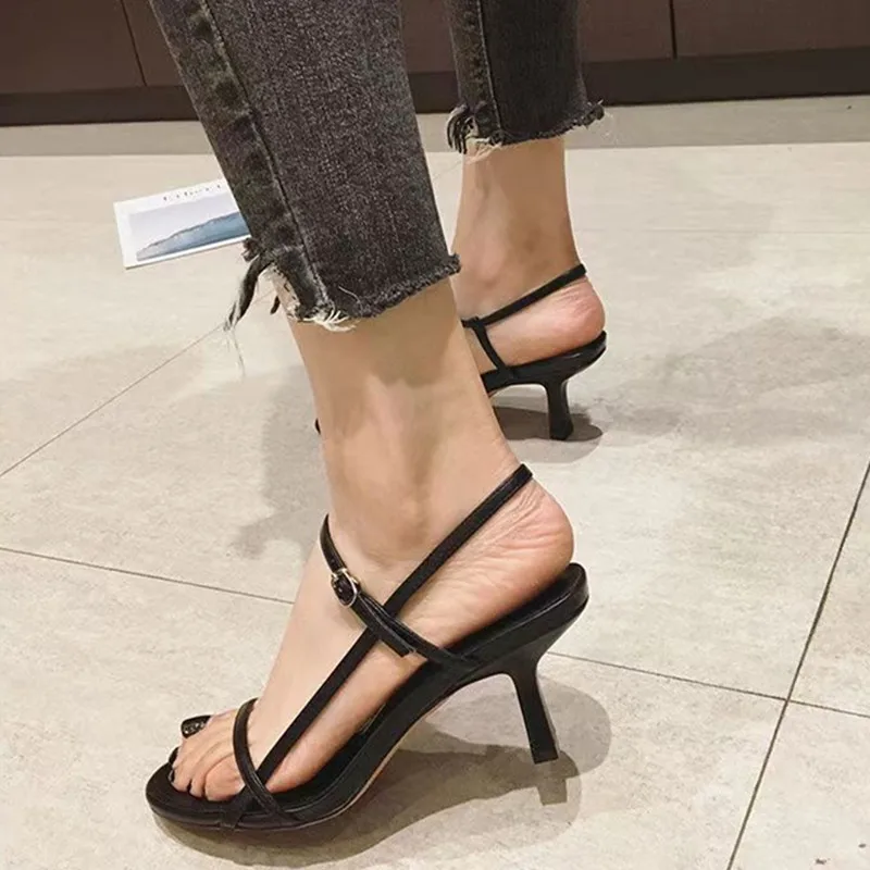 Fashion Black Summer Pumps For Women Party Shoes Thin High Heels Sexy Woman Sandals Female Leisure Shoes sandálias feminina 2023
Fashion Black Summer Pumps For Women Party Shoes Thin High Heels Sexy Woman Sandals Female Leisure Shoes sandálias feminina 2023