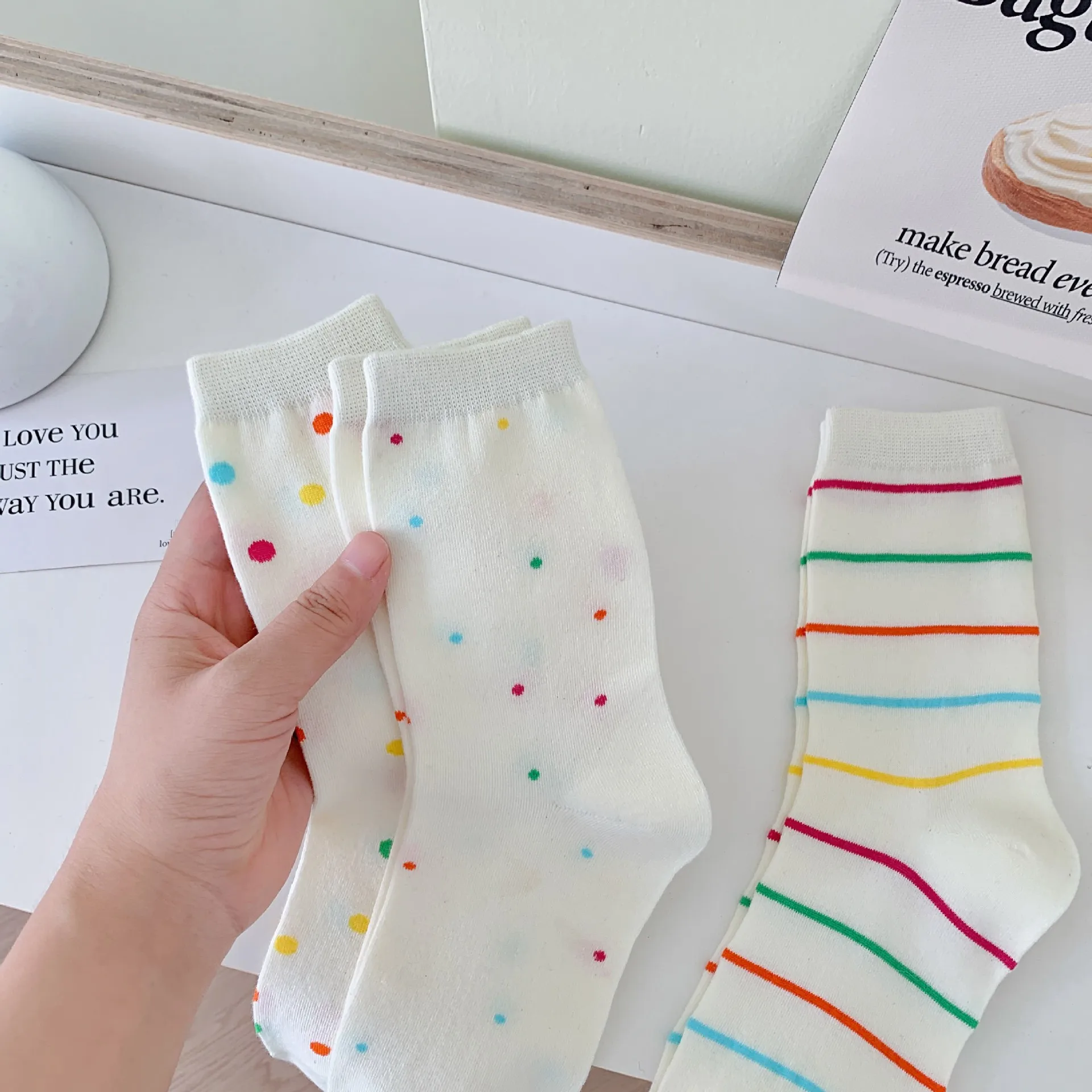 Women Socks Cotton Spring Autumn Female Polka Dot Striped Girl Gift White Sweet Style Simple Lovely Cute Kawaii Middle Tube Sock 
Women Socks Cotton Spring Autumn Female Polka Dot Striped Girl Gift White Sweet Style Simple Lovely Cute Kawaii Middle Tube Sock
