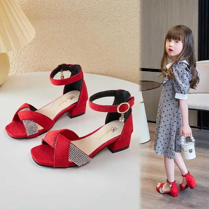 Girls Sandals Summer Fashion Kids Sandals For Girls Low Heels Casual Princess Leather Shoes Pearls Party Shoes Size 27-37
Girls Sandals Summer Fashion Kids Sandals For Girls Low Heels Casual Princess Leather Shoes Pearls Party Shoes Size 27-37