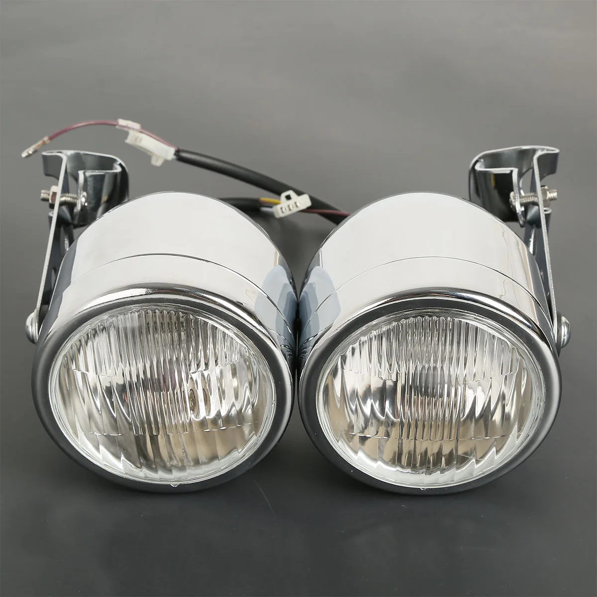 Twin Front Headlight W/ Bracket For Harley Softail Street Fat Boy Cafe Racer Motorcycles
Twin Front Headlight W/ Bracket For Harley Softail Street Fat Boy Cafe Racer Motorcycles