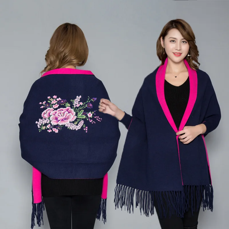 14 Colors Women Knitted Loose Tassel Out Cape With Back Floral Autumn Winter Embroidered Peony Streetwear Luxury Poncho Knitwear
14 Colors Women Knitted Loose Tassel Out Cape With Back Floral Autumn Winter Embroidered Peony Streetwear Luxury Poncho Knitwear